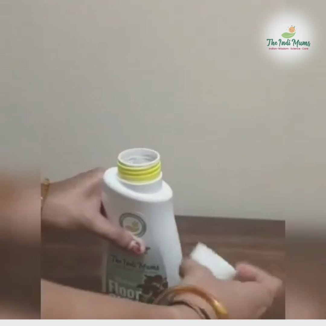 Video showing instructions on how to use the Indimums Natural Surface Cleaner with step-by-step guidance on gentle hair washing